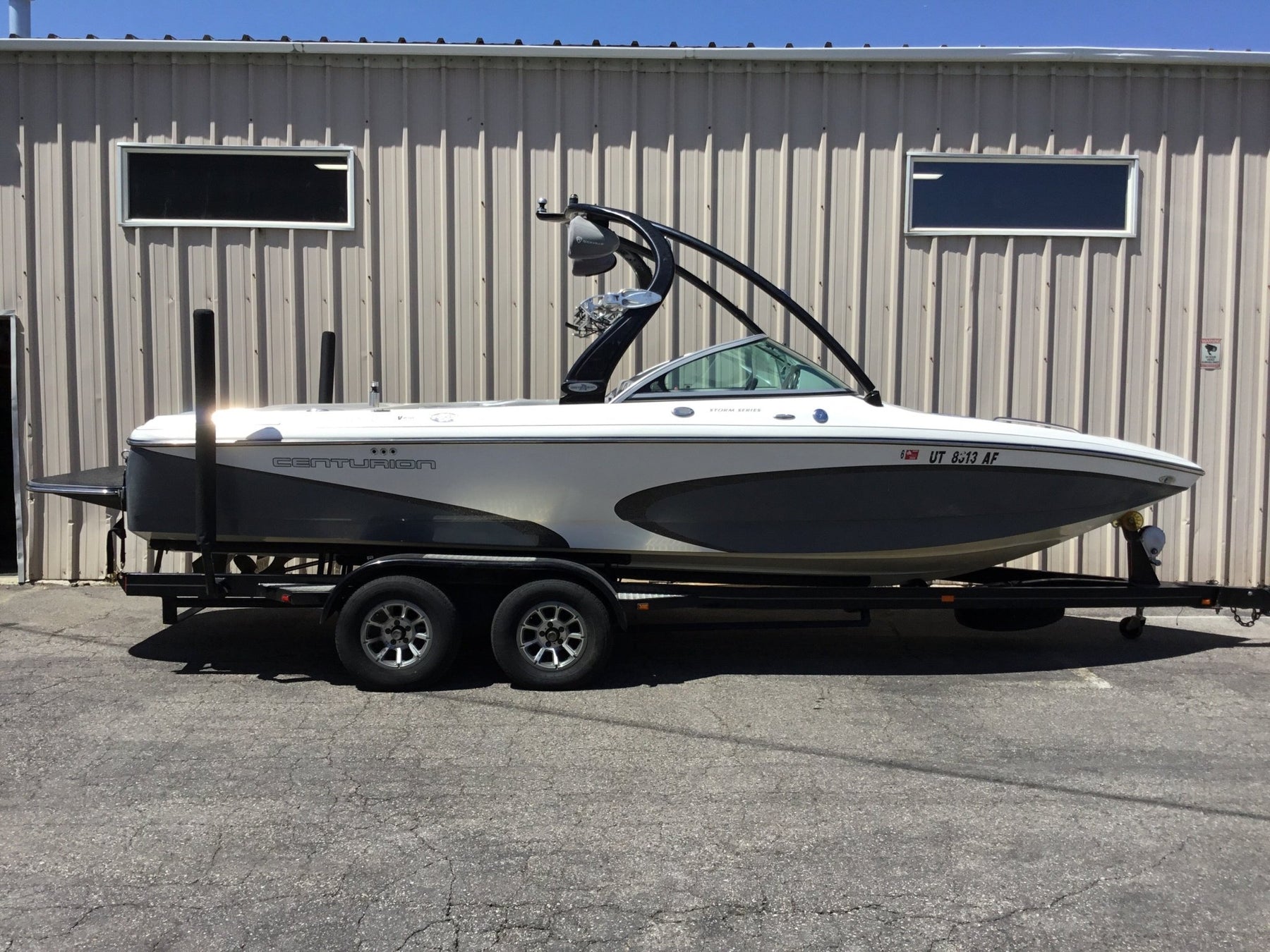 Centurion Avalanche With Evo2 tower and no bimini Double Up Storage Cover - BoardCo