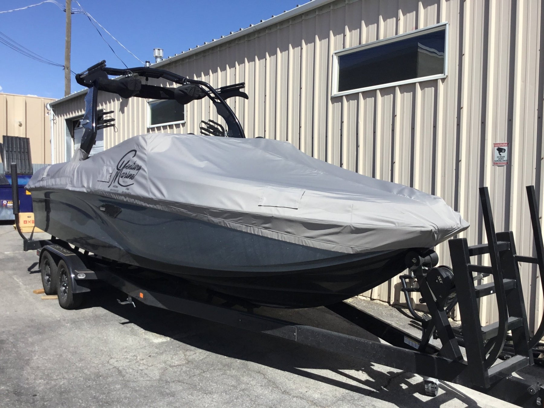 Centurion Ri237 With Maximus Tower Cinch Cover - BoardCo