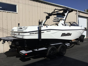 Malibu 23 LSV with G5 Tower Double Up Storage Cover - BoardCo