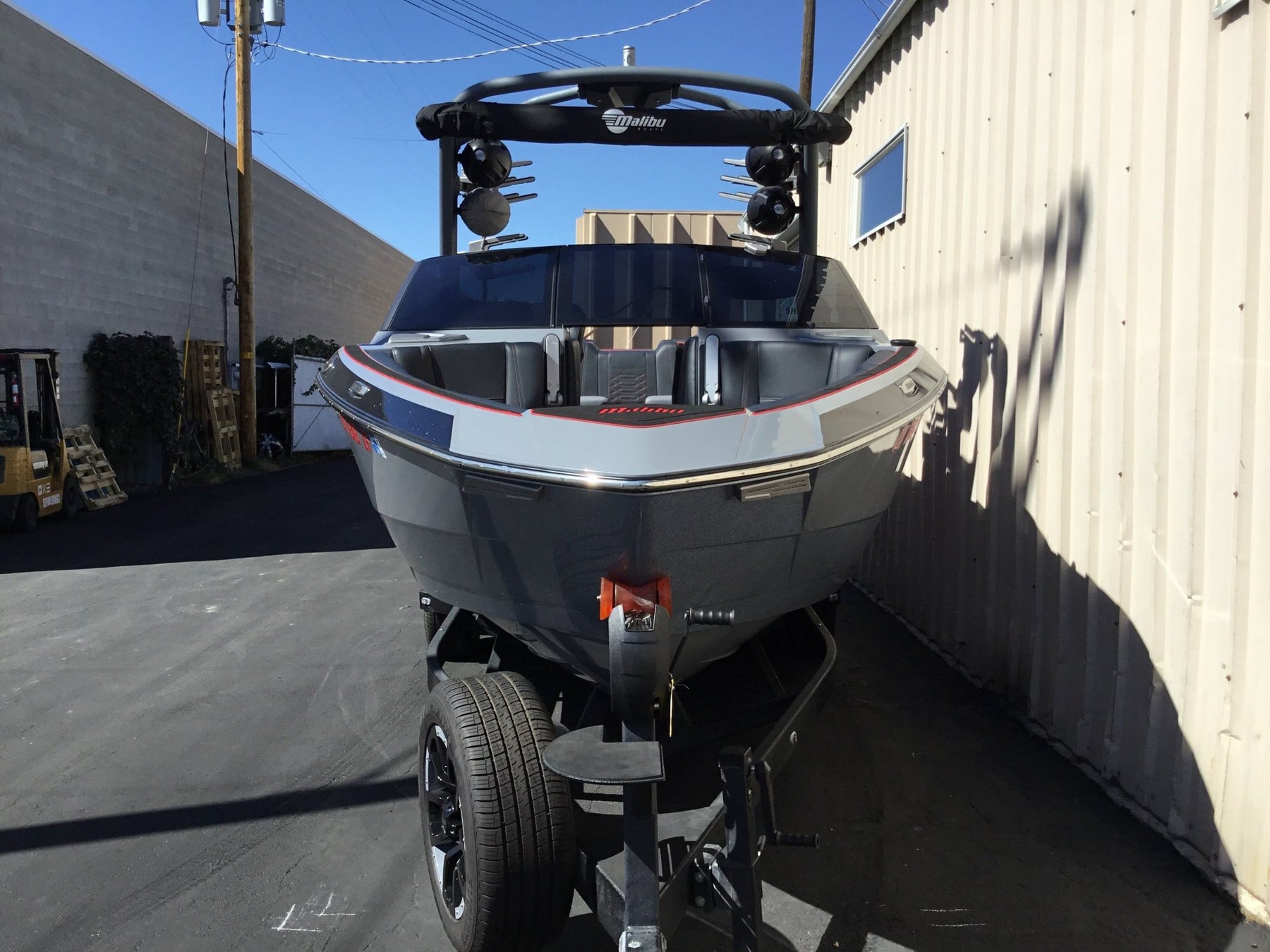 Malibu 26 LSV with Gx Tower TD Ratchet Cover - BoardCo