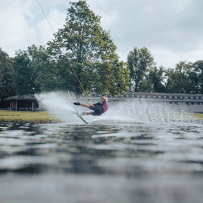 Follow Capiva Comp Wake Vest in Plum - BoardCo