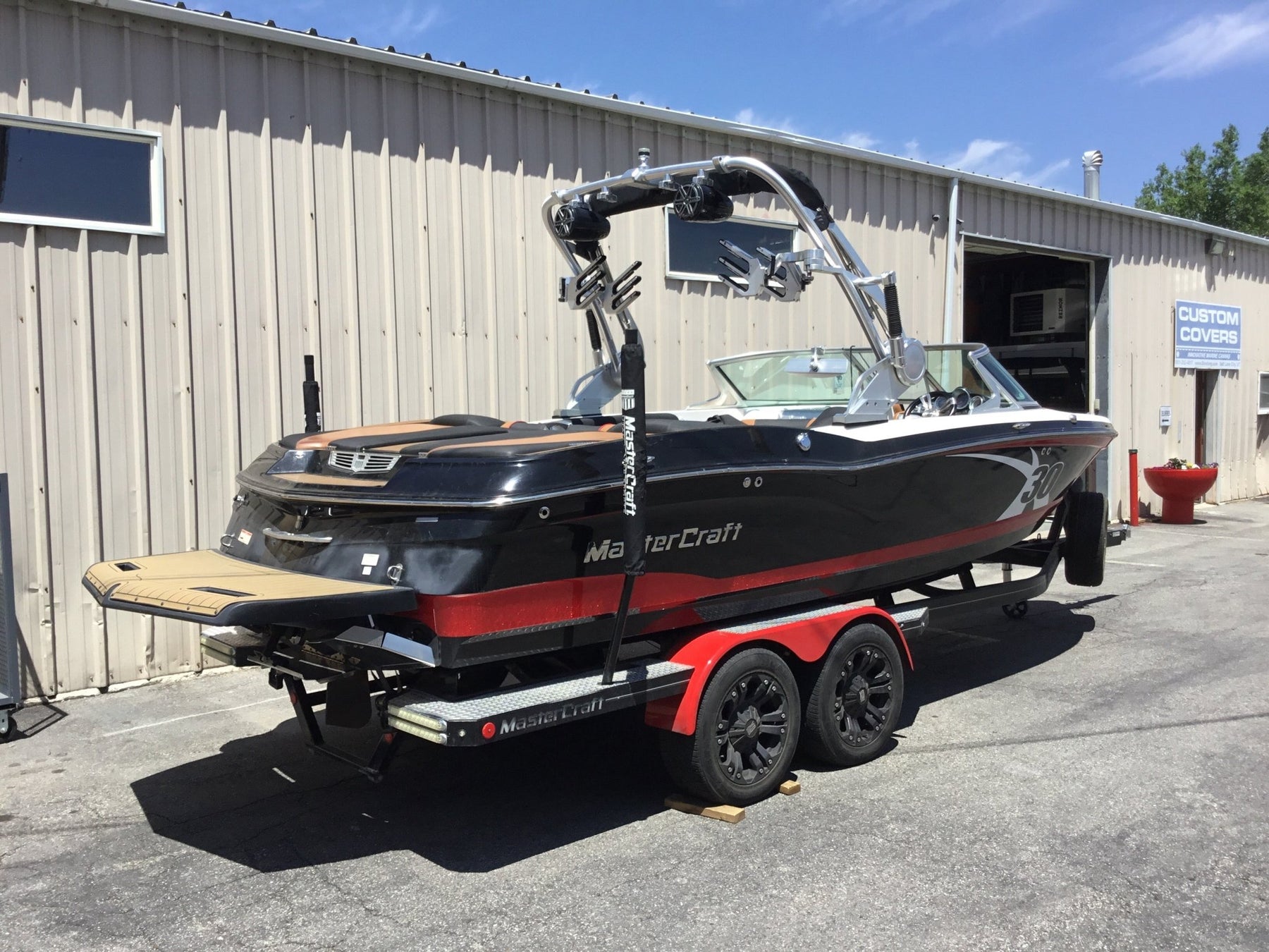 MasterCraft X30 with ZFT4 Tower Double Up Storage Cover - BoardCo